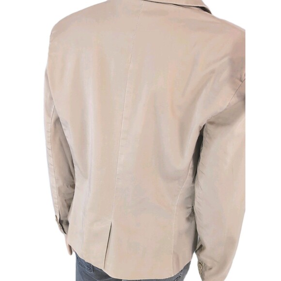 Low Maintenance Zara Women's Beige Blazer, Size 10 US, With Padded Shoulders - Picture 3 of 7